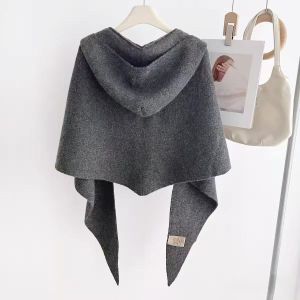 Women's Elegant Hooded Shoulder Knitted Cover