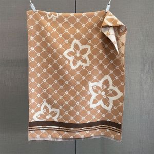 Retro Chic Floral Lattice Scarf