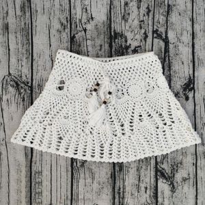 SDK094 crochet skirt in White
