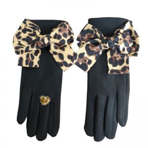 Chic Leopard Bow Winter Gloves in Black HA310
