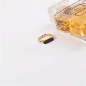 RIN037 shell surface Ring in Black Gold plating (UK Size 7)