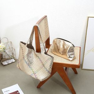60262 large Weave tote bag in Gold