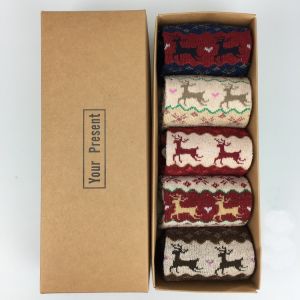 SDK059 set of 5 pairs with reindeer print socks with Gift box