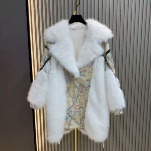 Sequin Amara Chain Embellished Coat in Cream DH15