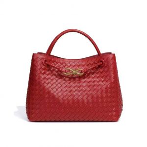 Woven Tote Bag with Gold-Tone Knot Clasp in Red B1783