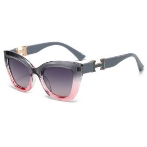 Chic Cat-Eye Sunglasses with Gold "H" Detail