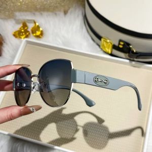 Gradient Lenses Horsebit Glamour Sunglasses