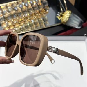 Oversized Frame with Unique Pearl Accent