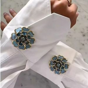 2 Pieces Pair Flowers Decorative Button Cover