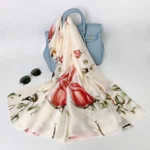 TT266 flower buds and leaves pattern satin scarf in Red/Green