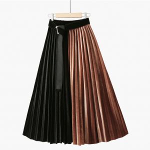 SKI027 Pleated velvet skirt in Black/Brown