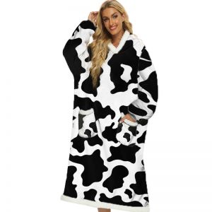 Z031 fleece lining cosy tv hoodies in Black White Cow print