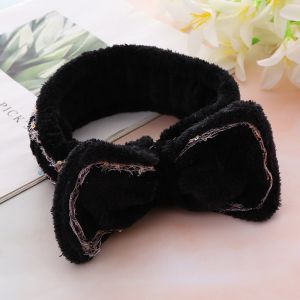 HACH507 sequin Bow in Black