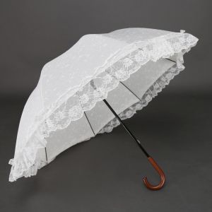 TW11 Small umbrella in Ivory and white lace