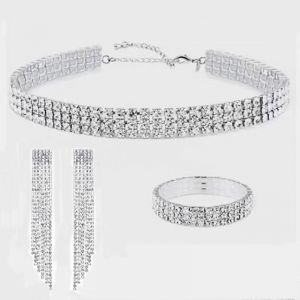 EUR405 Set of 3 earrings, necklace and bracelet in Silver
