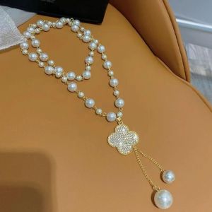Four Petals Flower Pearl Tassel Necklace