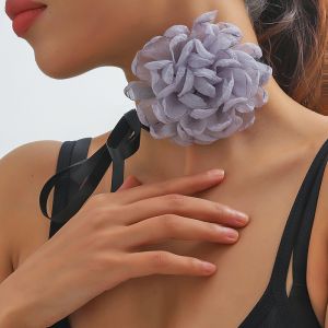 EUR337 Rose corsage choker necklace in Grey