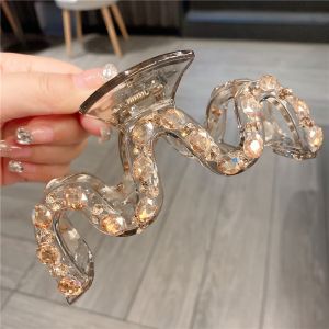 SS37 Large Crystal hair claw in Champagne