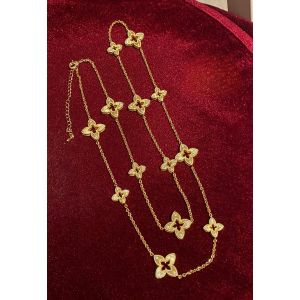 Long Layering Four Petals Necklace in Gold NEK553