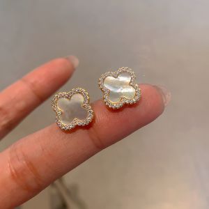 Four Petals Crystals Errings