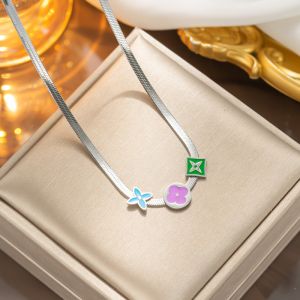 EUR379 enamel four petals necklace in Silver plated