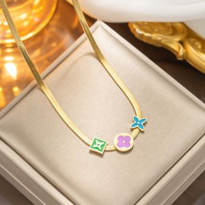 EUR379 enamel four petals necklace in Gold plated