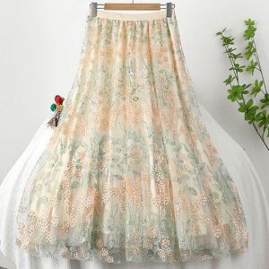 SK119 Floral print skirt in Cream