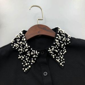 7742 delicate pearls cut off details collar in Black
