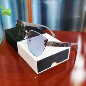 Sunglasses with Gradient Lens and Detailed Arms in Beige 28735