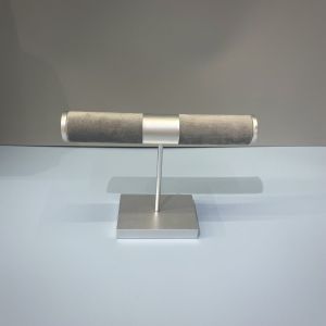 EUR148 velvet bracelet bar holder in Silver/Grey
