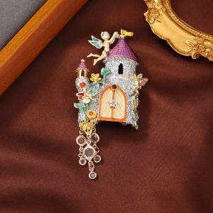 1527 Vintage Castle glitter shimmery Brooch
