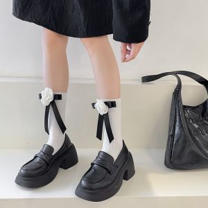 SD076 Large rose and Black ribbon style socks in White