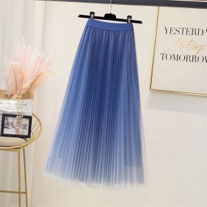 SK116 Pleated skirt in graduated Blue