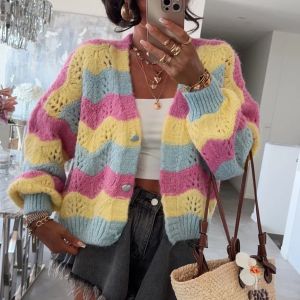 Pastel Colorblock Wavy Knit Cardigan