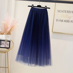 SK116 Pleated skirt in graduated Navy