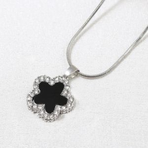 EUR348 Five flowers Silver platted necklace in Black