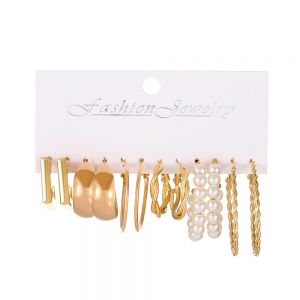 EUR204 Set of 6 pairs of mixed earrings in Gold