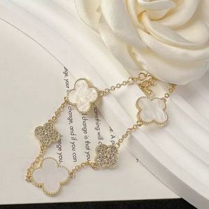 Four Petals Bracelets in Rose Ivory BRC489